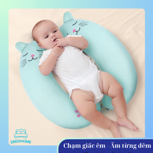 gối ôm cho bé 6 tháng